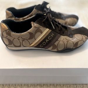 Coach size 7 women’s tennis shoes